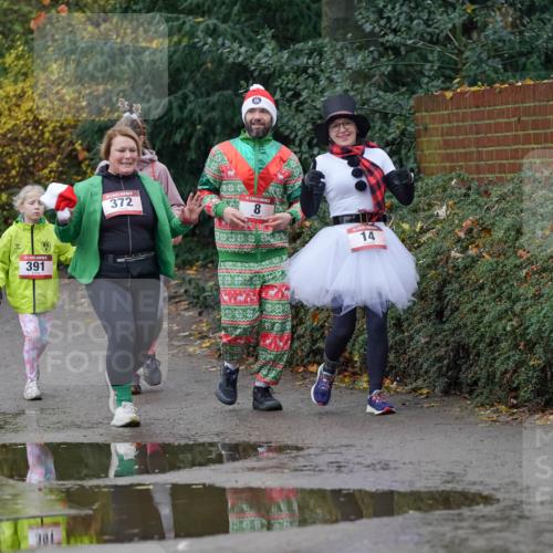 07.12.2025 - St. Pauli X-Mass-Run No. 15 Michael Burmester http://msf.ph/oto/9403669 07.12.2025 10:48:21 Laufen 391, 372, 8, 14 meine-sportfotos.de