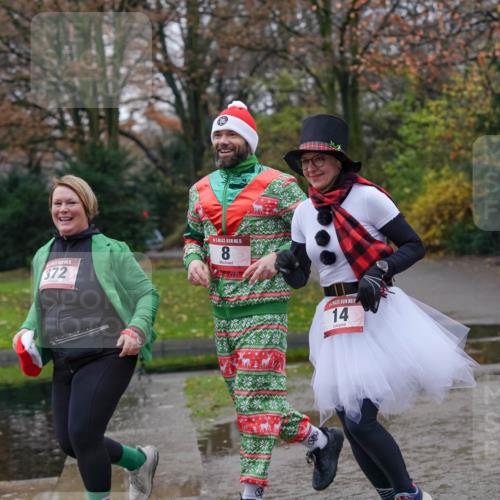 07.12.2025 - St. Pauli X-Mass-Run No. 15 Michael Burmester http://msf.ph/oto/9403687 07.12.2025 10:48:30 Laufen 372, 15, 8, 14, 391 meine-sportfotos.de