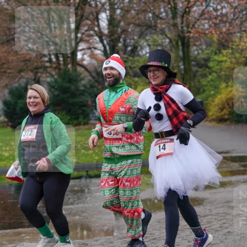 07.12.2025 - St. Pauli X-Mass-Run No. 15 Michael Burmester http://msf.ph/oto/9403688 07.12.2025 10:48:30 Laufen 372, 15, 14, 391 meine-sportfotos.de
