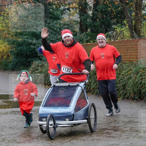 07.12.2025 - St. Pauli X-Mass-Run No. 15 Michael Burmester http://msf.ph/oto/9403712 07.12.2025 10:48:54 Laufen 1686, 15, 1122 meine-sportfotos.de