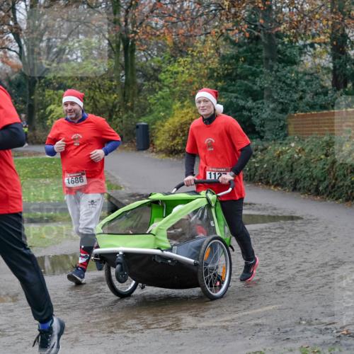 07.12.2025 - St. Pauli X-Mass-Run No. 15 Michael Burmester http://msf.ph/oto/9403719 07.12.2025 10:48:56 Laufen 1686, 112 meine-sportfotos.de