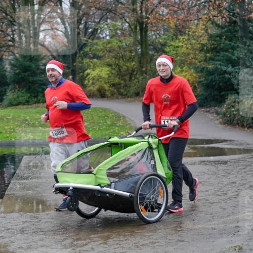 07.12.2025 - St. Pauli X-Mass-Run No. 15 Michael Burmester http://msf.ph/oto/9403720 07.12.2025 10:48:57 Laufen 1686, 15, 11 meine-sportfotos.de