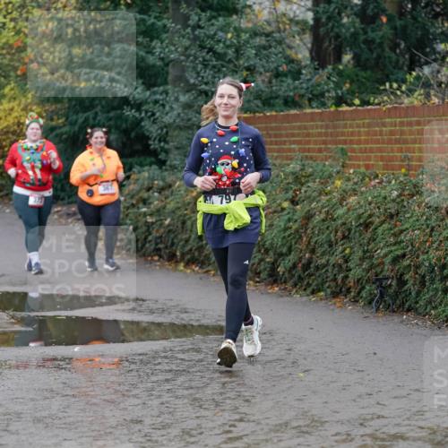 07.12.2025 - St. Pauli X-Mass-Run No. 15 Michael Burmester http://msf.ph/oto/9403726 07.12.2025 10:49:22 Laufen  meine-sportfotos.de