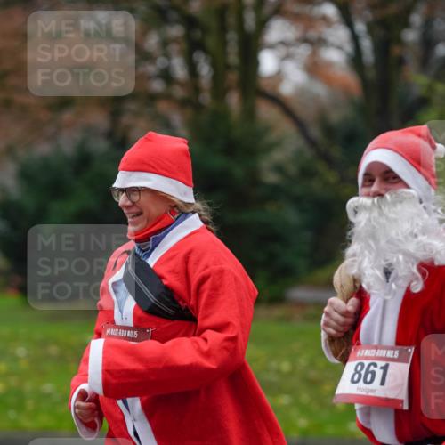 07.12.2025 - St. Pauli X-Mass-Run No. 15 Michael Burmester http://msf.ph/oto/9403802 07.12.2025 10:56:47 Laufen 15, 861 meine-sportfotos.de