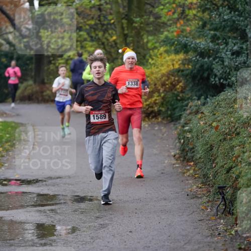 07.12.2025 - St. Pauli X-Mass-Run No. 15 Michael Burmester http://msf.ph/oto/9403822 07.12.2025 10:58:00 Laufen 1589, 1338 meine-sportfotos.de