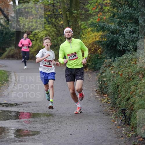 07.12.2025 - St. Pauli X-Mass-Run No. 15 Michael Burmester http://msf.ph/oto/9403828 07.12.2025 10:58:02 Laufen 1321, 2616 meine-sportfotos.de