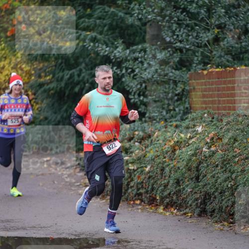 07.12.2025 - St. Pauli X-Mass-Run No. 15 Michael Burmester http://msf.ph/oto/9403861 07.12.2025 10:59:03 Laufen 525, 20, 922 meine-sportfotos.de