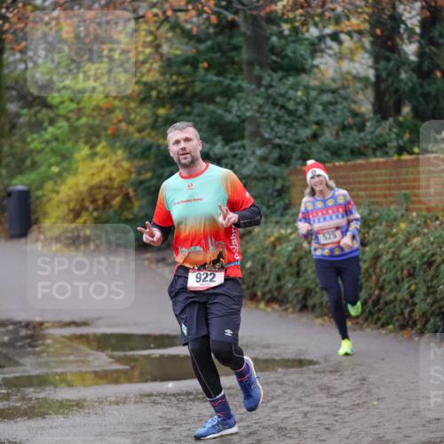 07.12.2025 - St. Pauli X-Mass-Run No. 15 Michael Burmester http://msf.ph/oto/9403867 07.12.2025 10:59:06 Laufen 922, 525 meine-sportfotos.de