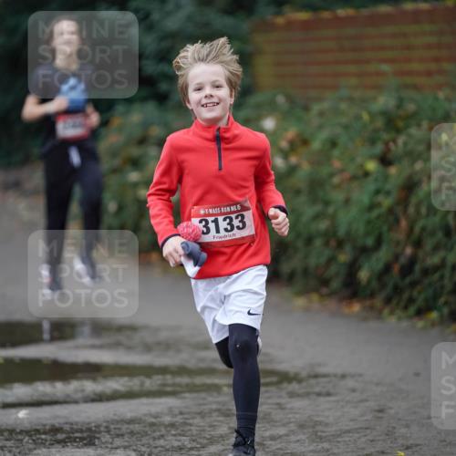 07.12.2025 - St. Pauli X-Mass-Run No. 15 Michael Burmester http://msf.ph/oto/9403878 07.12.2025 10:59:30 Laufen 600, 15, 3133 meine-sportfotos.de