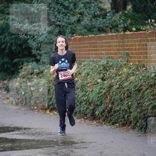 07.12.2025 - St. Pauli X-Mass-Run No. 15 Michael Burmester http://msf.ph/oto/9403880 07.12.2025 10:59:31 Laufen 246 meine-sportfotos.de