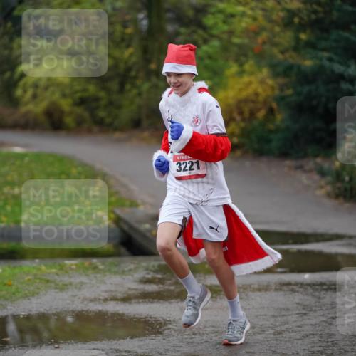 07.12.2025 - St. Pauli X-Mass-Run No. 15 Michael Burmester http://msf.ph/oto/9403894 07.12.2025 11:00:11 Laufen 3221 meine-sportfotos.de
