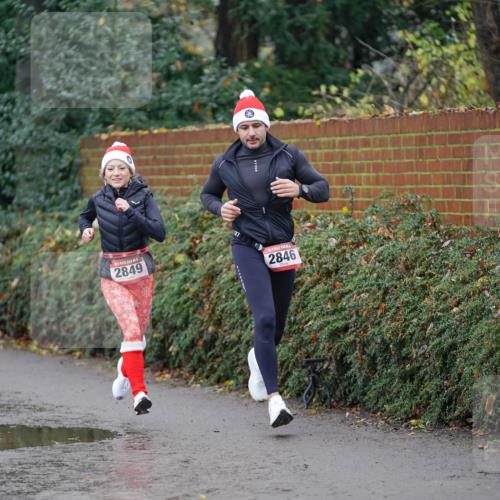 07.12.2025 - St. Pauli X-Mass-Run No. 15 Michael Burmester http://msf.ph/oto/9403915 07.12.2025 11:00:44 Laufen 2849, 7, 2846 meine-sportfotos.de