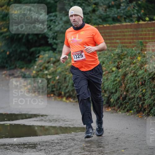 07.12.2025 - St. Pauli X-Mass-Run No. 15 Michael Burmester http://msf.ph/oto/9403924 07.12.2025 11:00:50 Laufen 5, 1325 meine-sportfotos.de
