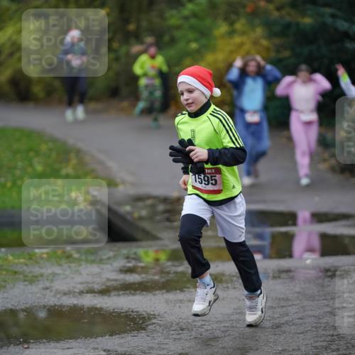 07.12.2025 - St. Pauli X-Mass-Run No. 15 Michael Burmester http://msf.ph/oto/9403934 07.12.2025 11:01:02 Laufen 15, 1595 meine-sportfotos.de