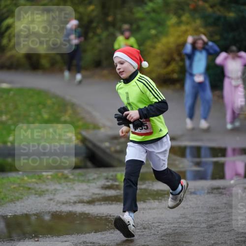 07.12.2025 - St. Pauli X-Mass-Run No. 15 Michael Burmester http://msf.ph/oto/9403935 07.12.2025 11:01:02 Laufen  meine-sportfotos.de