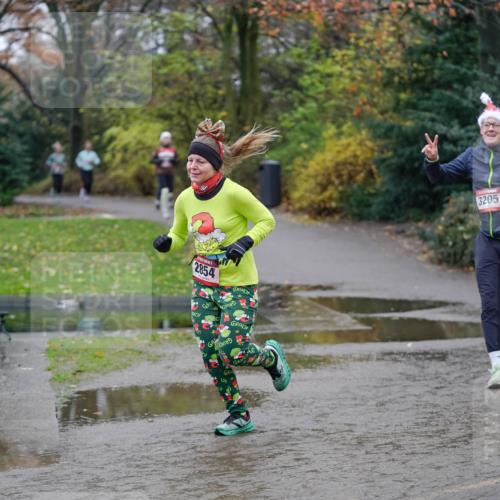 07.12.2025 - St. Pauli X-Mass-Run No. 15 Michael Burmester http://msf.ph/oto/9403957 07.12.2025 11:01:12 Laufen 2854, 3205 meine-sportfotos.de