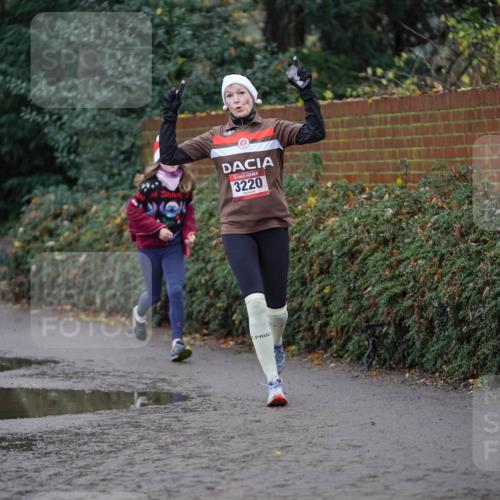 07.12.2025 - St. Pauli X-Mass-Run No. 15 Michael Burmester http://msf.ph/oto/9403967 07.12.2025 11:01:20 Laufen 3220 meine-sportfotos.de