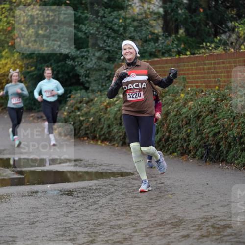 07.12.2025 - St. Pauli X-Mass-Run No. 15 Michael Burmester http://msf.ph/oto/9403970 07.12.2025 11:01:21 Laufen 134, 3220 meine-sportfotos.de
