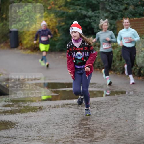 07.12.2025 - St. Pauli X-Mass-Run No. 15 Michael Burmester http://msf.ph/oto/9403975 07.12.2025 11:01:23 Laufen 1343 meine-sportfotos.de