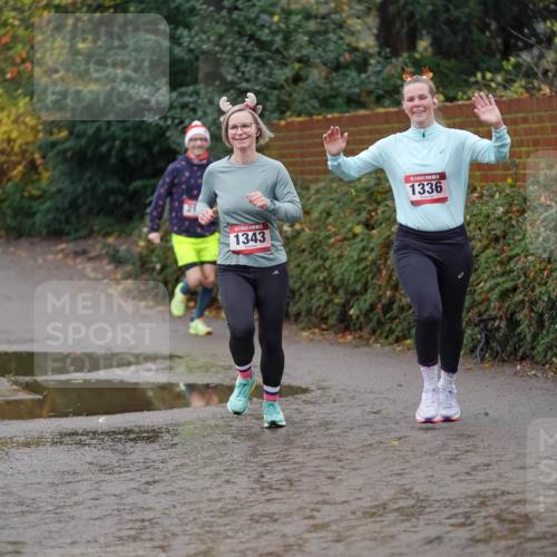 07.12.2025 - St. Pauli X-Mass-Run No. 15 Michael Burmester http://msf.ph/oto/9403980 07.12.2025 11:01:25 Laufen 21, 1343, 5, 1336 meine-sportfotos.de