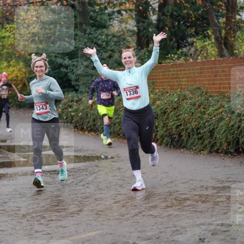 07.12.2025 - St. Pauli X-Mass-Run No. 15 Michael Burmester http://msf.ph/oto/9403982 07.12.2025 11:01:26 Laufen 2194, 1336, 1343 meine-sportfotos.de