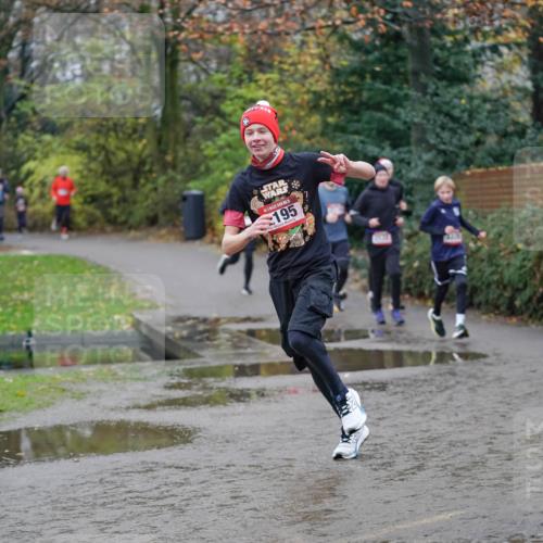 07.12.2025 - St. Pauli X-Mass-Run No. 15 Michael Burmester http://msf.ph/oto/9403997 07.12.2025 11:01:30 Laufen 195 meine-sportfotos.de