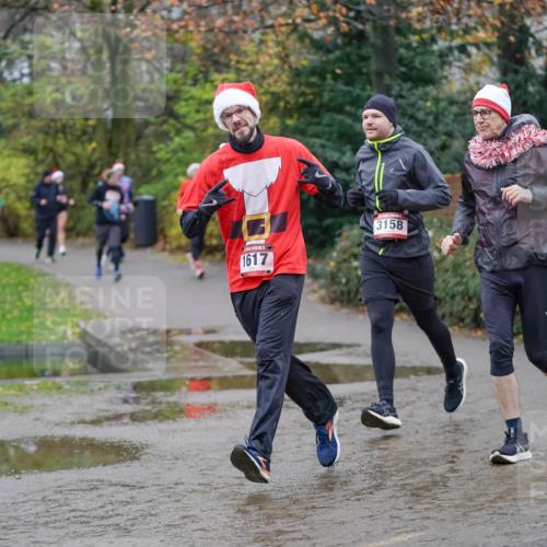 07.12.2025 - St. Pauli X-Mass-Run No. 15 Michael Burmester http://msf.ph/oto/9404015 07.12.2025 11:01:35 Laufen 1617, 3158 meine-sportfotos.de
