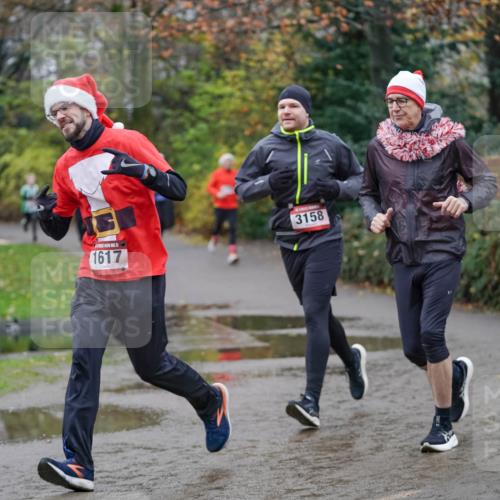 07.12.2025 - St. Pauli X-Mass-Run No. 15 Michael Burmester http://msf.ph/oto/9404019 07.12.2025 11:01:35 Laufen 3158, 1617 meine-sportfotos.de