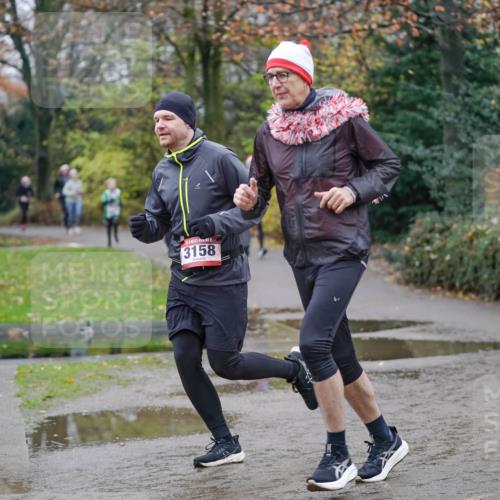 07.12.2025 - St. Pauli X-Mass-Run No. 15 Michael Burmester http://msf.ph/oto/9404020 07.12.2025 11:01:36 Laufen 17, 3158 meine-sportfotos.de