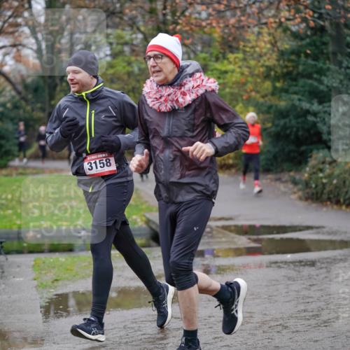 07.12.2025 - St. Pauli X-Mass-Run No. 15 Michael Burmester http://msf.ph/oto/9404022 07.12.2025 11:01:36 Laufen 3158 meine-sportfotos.de