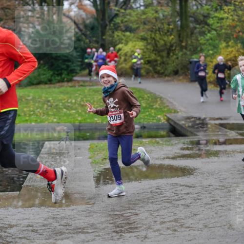 07.12.2025 - St. Pauli X-Mass-Run No. 15 Michael Burmester http://msf.ph/oto/9404036 07.12.2025 11:01:44 Laufen 3138, 15, 3309, 3327, 3201 meine-sportfotos.de