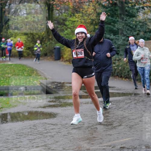 07.12.2025 - St. Pauli X-Mass-Run No. 15 Michael Burmester http://msf.ph/oto/9404038 07.12.2025 11:01:46 Laufen 1, 20, 2045 meine-sportfotos.de