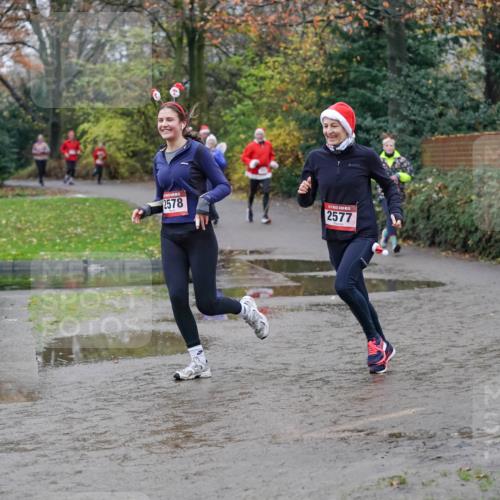 07.12.2025 - St. Pauli X-Mass-Run No. 15 Michael Burmester http://msf.ph/oto/9404056 07.12.2025 11:01:51 Laufen 2578, 2577 meine-sportfotos.de
