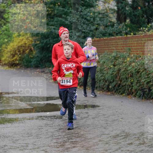 07.12.2025 - St. Pauli X-Mass-Run No. 15 Michael Burmester http://msf.ph/oto/9404085 07.12.2025 11:02:03 Laufen 15, 3194 meine-sportfotos.de