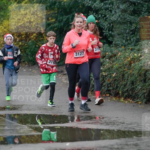 07.12.2025 - St. Pauli X-Mass-Run No. 15 Michael Burmester http://msf.ph/oto/9404095 07.12.2025 11:02:14 Laufen 1549, 291, 286, 319, 3193, 3127 meine-sportfotos.de