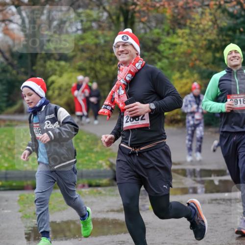 07.12.2025 - St. Pauli X-Mass-Run No. 15 Michael Burmester http://msf.ph/oto/9404115 07.12.2025 11:02:20 Laufen 286, 2002, 918, 15 meine-sportfotos.de