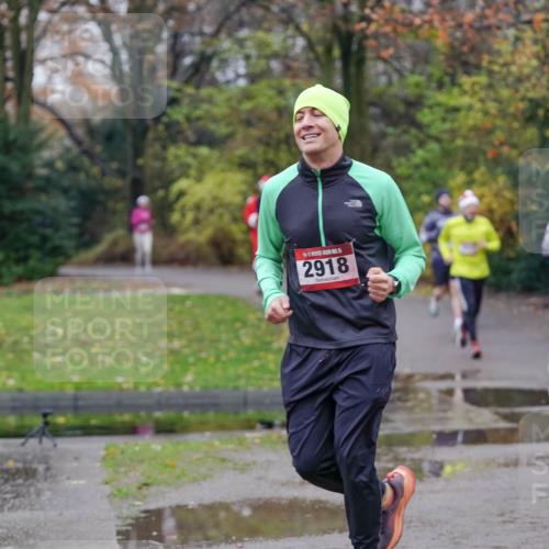 07.12.2025 - St. Pauli X-Mass-Run No. 15 Michael Burmester http://msf.ph/oto/9404118 07.12.2025 11:02:21 Laufen 2918, 1549 meine-sportfotos.de
