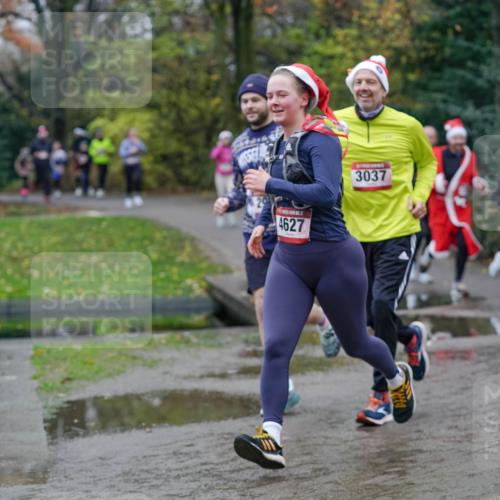 07.12.2025 - St. Pauli X-Mass-Run No. 15 Michael Burmester http://msf.ph/oto/9404142 07.12.2025 11:02:27 Laufen 4627, 3037 meine-sportfotos.de