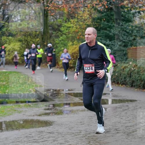 07.12.2025 - St. Pauli X-Mass-Run No. 15 Michael Burmester http://msf.ph/oto/9404152 07.12.2025 11:02:32 Laufen 15, 3324 meine-sportfotos.de