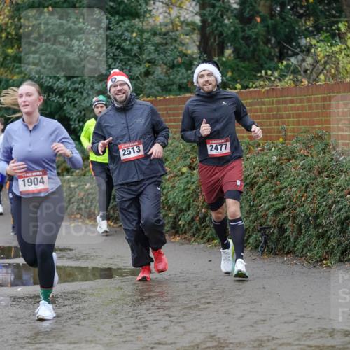 07.12.2025 - St. Pauli X-Mass-Run No. 15 Michael Burmester http://msf.ph/oto/9404166 07.12.2025 11:02:38 Laufen 2662, 1904, 2513, 2477 meine-sportfotos.de