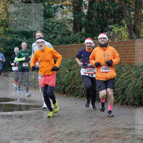 07.12.2025 - St. Pauli X-Mass-Run No. 15 Michael Burmester http://msf.ph/oto/9404198 07.12.2025 11:02:47 Laufen 2067, 2597, 27, 765, 2062, 2064 meine-sportfotos.de