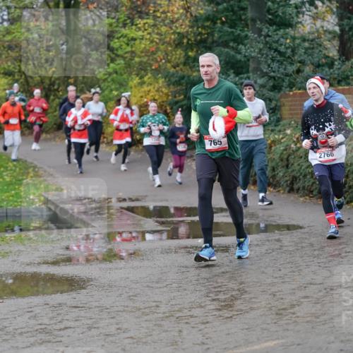07.12.2025 - St. Pauli X-Mass-Run No. 15 Michael Burmester http://msf.ph/oto/9404209 07.12.2025 11:02:50 Laufen 1345, 765, 2766 meine-sportfotos.de