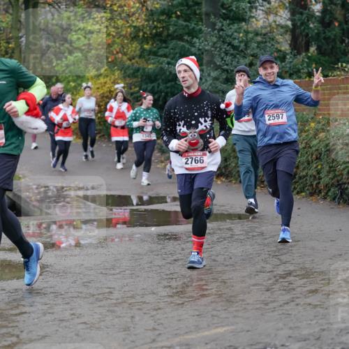 07.12.2025 - St. Pauli X-Mass-Run No. 15 Michael Burmester http://msf.ph/oto/9404214 07.12.2025 11:02:51 Laufen 765, 1345, 5, 2766, 2597 meine-sportfotos.de