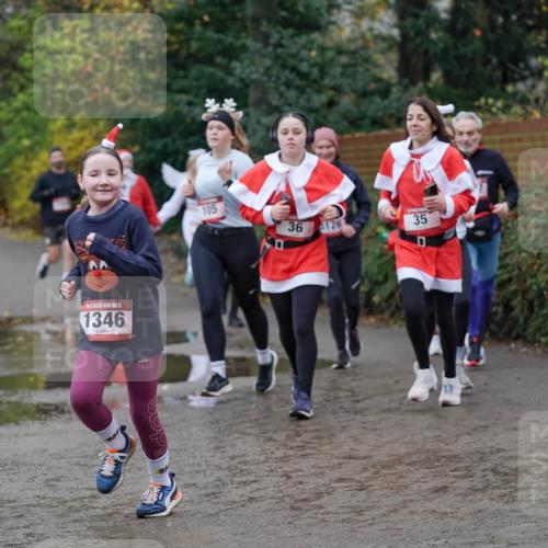 07.12.2025 - St. Pauli X-Mass-Run No. 15 Michael Burmester http://msf.ph/oto/9404239 07.12.2025 11:02:58 Laufen 345, 15, 1346, 105, 35, 36 meine-sportfotos.de
