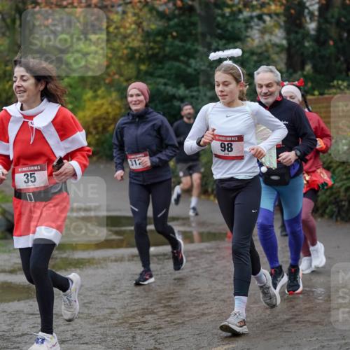 07.12.2025 - St. Pauli X-Mass-Run No. 15 Michael Burmester http://msf.ph/oto/9404249 07.12.2025 11:03:00 Laufen 36, 15, 35, 312, 15, 98 meine-sportfotos.de