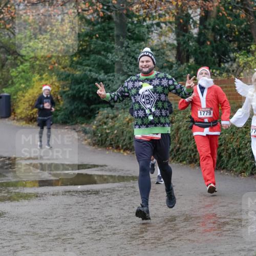 07.12.2025 - St. Pauli X-Mass-Run No. 15 Michael Burmester http://msf.ph/oto/9404257 07.12.2025 11:03:02 Laufen 1779, 775 meine-sportfotos.de