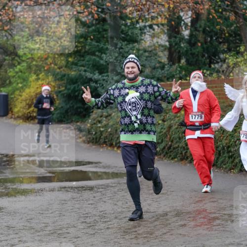 07.12.2025 - St. Pauli X-Mass-Run No. 15 Michael Burmester http://msf.ph/oto/9404258 07.12.2025 11:03:02 Laufen 1779, 775 meine-sportfotos.de