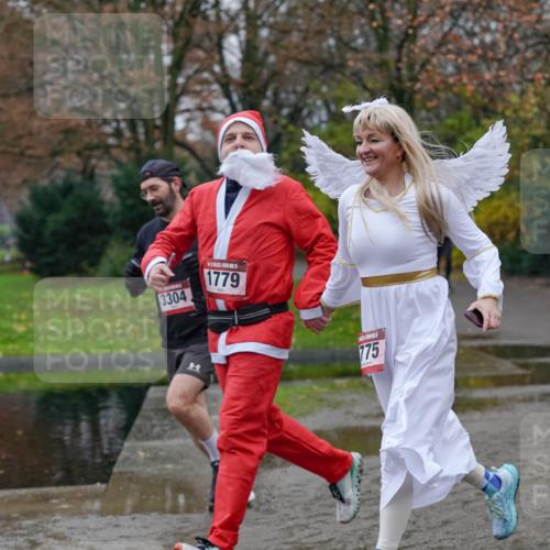 07.12.2025 - St. Pauli X-Mass-Run No. 15 Michael Burmester http://msf.ph/oto/9404271 07.12.2025 11:03:04 Laufen 3304, 1779, 775, 75 meine-sportfotos.de