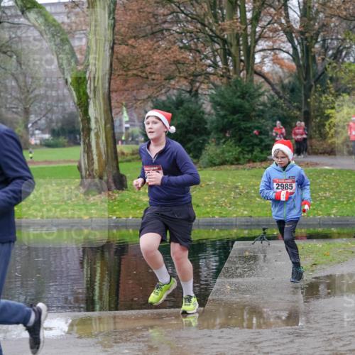 07.12.2025 - St. Pauli X-Mass-Run No. 15 Michael Burmester http://msf.ph/oto/9404296 07.12.2025 11:03:21 Laufen 4637, 2985 meine-sportfotos.de