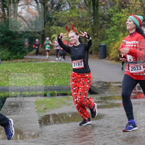 07.12.2025 - St. Pauli X-Mass-Run No. 15 Michael Burmester http://msf.ph/oto/9404312 07.12.2025 11:03:26 Laufen 333333, 25, 2193, 2033, 283 meine-sportfotos.de